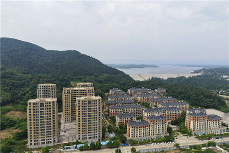 开发区红星家园3室2厅1卫84万112m2出售